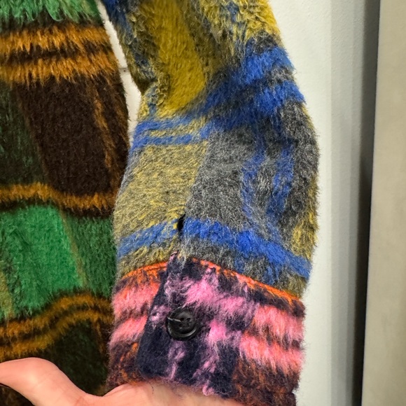 Saylor - Picture 6 of 11